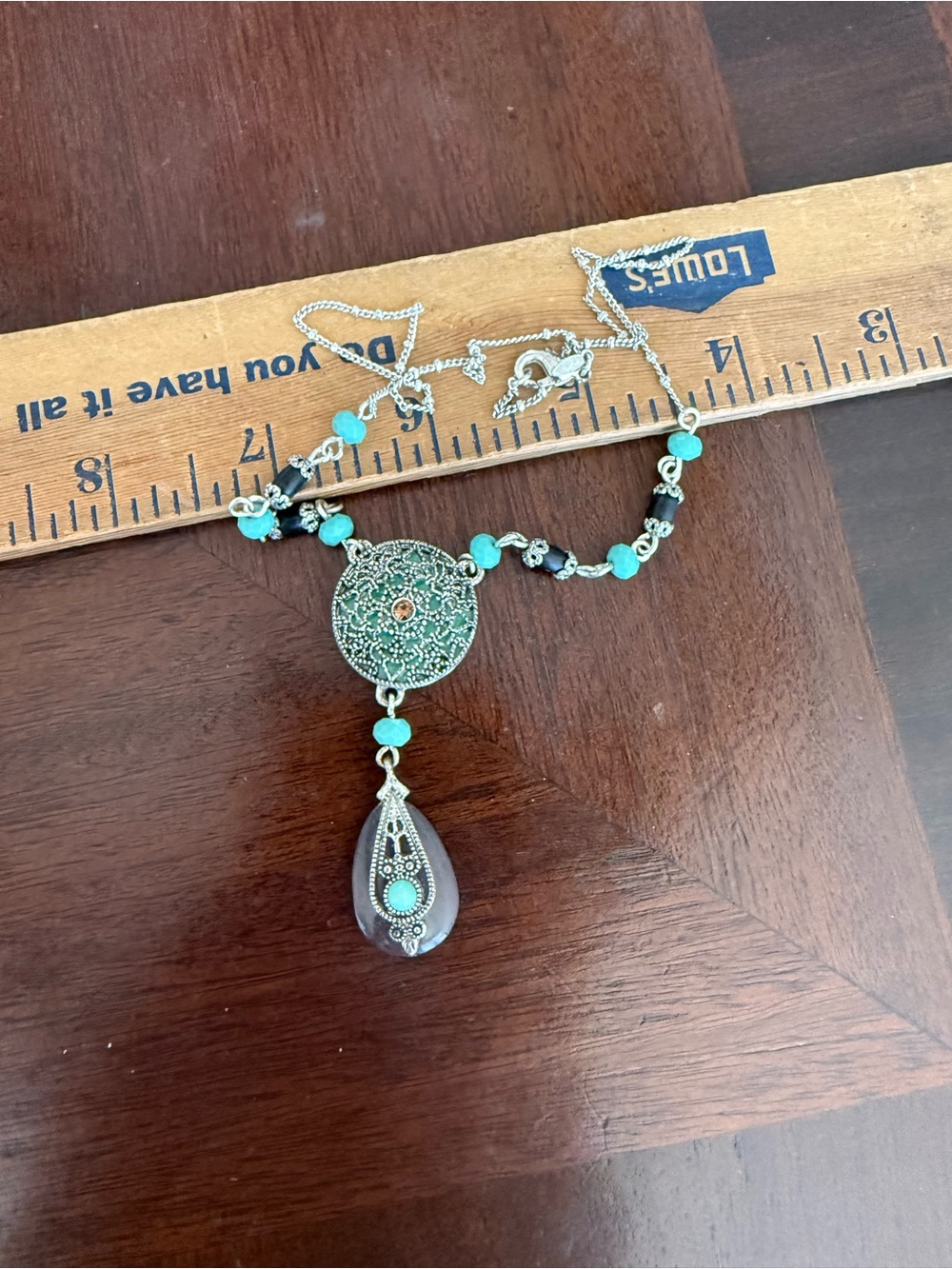 Vintage Avon NRt Necklace